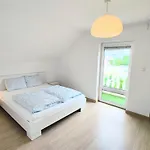 Modern & Cozy House With 3 Bed Rooms And Garden