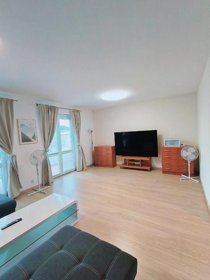 Modern & Cozy House With 3 Bed And Garden * Pressburg