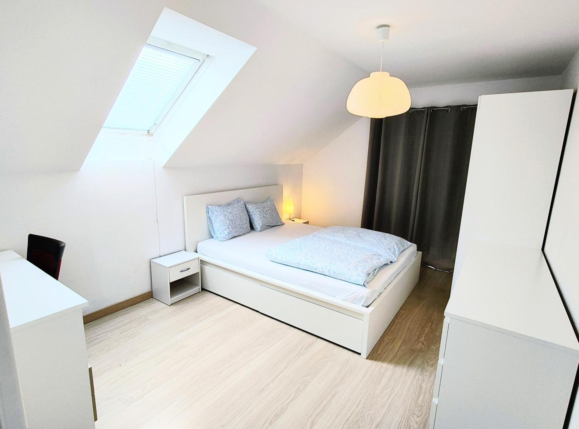 Ferienhaus Modern & Cozy House With 3 Bed And Garden *